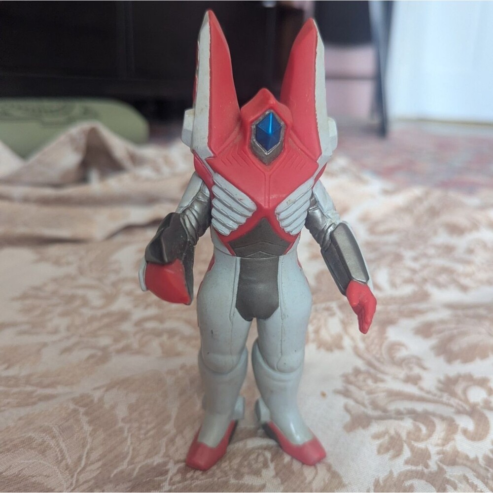 Bandai Ultraman Tiga Standel Redol Ultra Kaiju Monster
